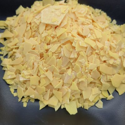 60,32% le sulfate de sodium saupoudrent les flocons jaunes de sulfate de sodium